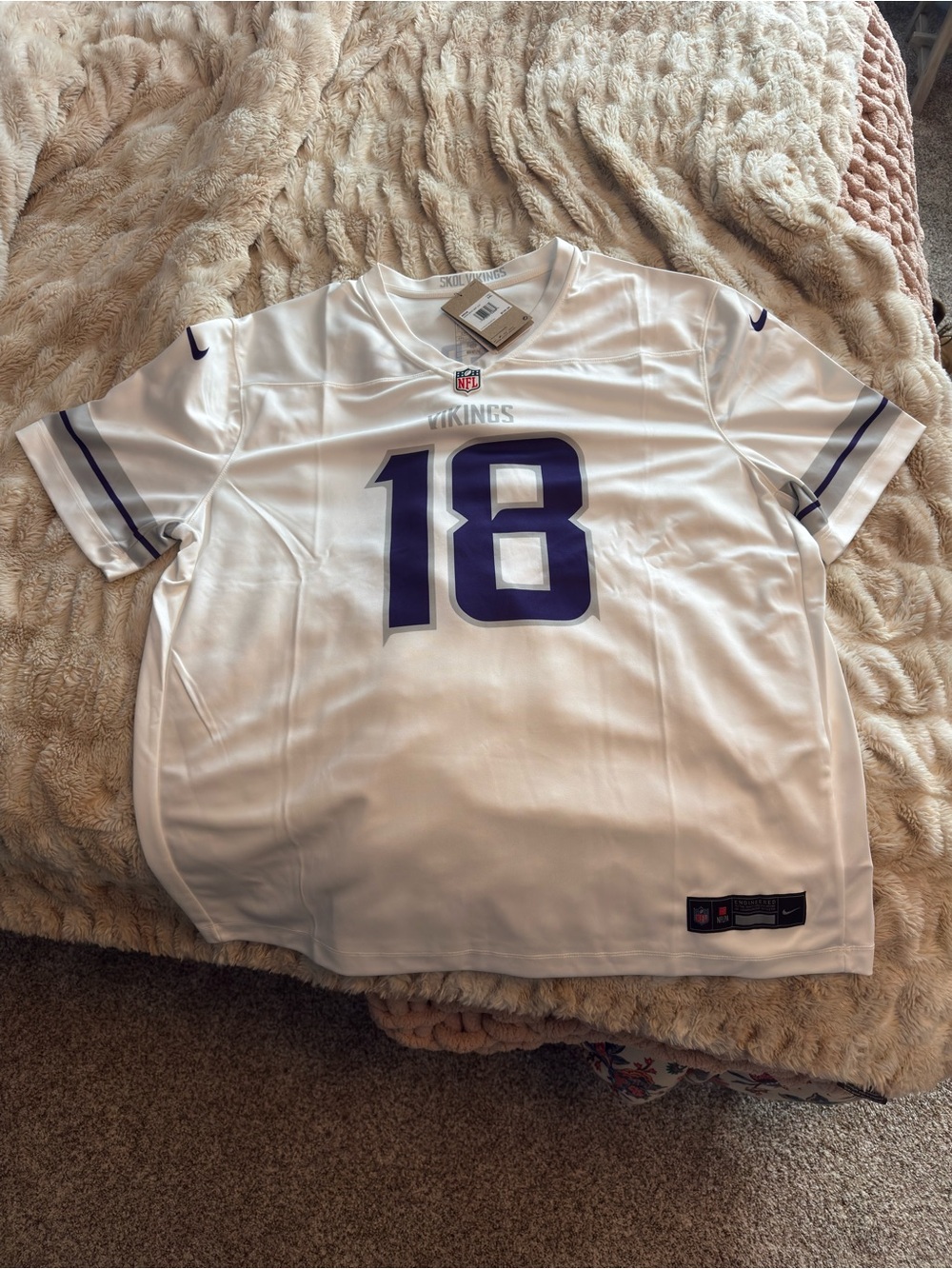 Nike White Minnesota Vikings #18 Justin Jefferson Jersey - NWT